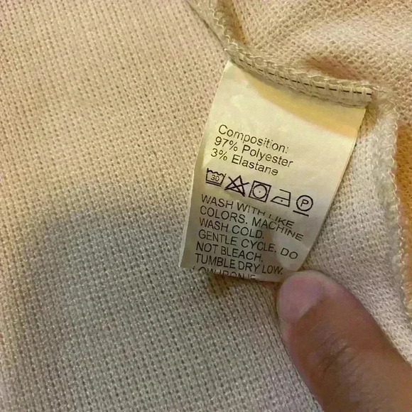 Dazy Button-Top Tank Top Off-white Cream Color Size S - Picture 8 of 10